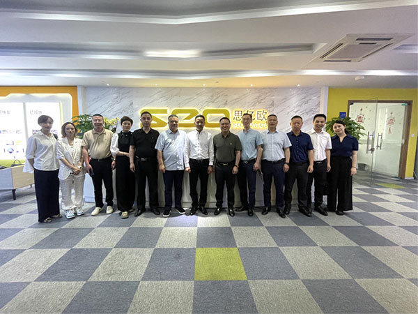 热烈欢迎浙商促进会领导莅临思亿欧集团交流